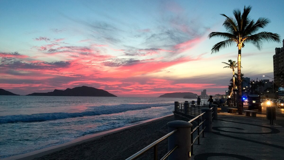 Malecon-de-Mazatlan